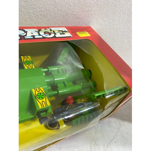 209 - Britains Stargard Flight Buggy 9114, Alien Space Cannon 9125, Stargard Space Cannon 9115 and Accesso... 