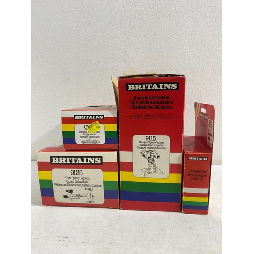 209 - Britains Stargard Flight Buggy 9114, Alien Space Cannon 9125, Stargard Space Cannon 9115 and Accesso... 
