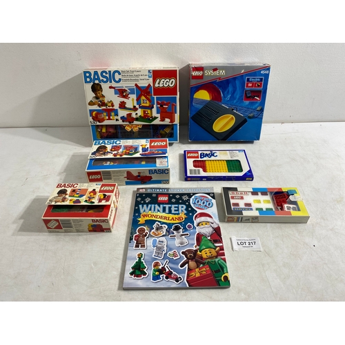 217 - Lego System 4548 Lego Basic sets 520, 530, 310, Lego Accessory packs 814 & 993