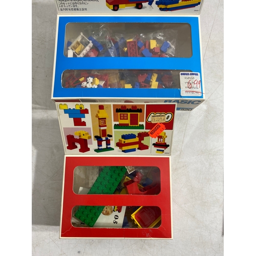 217 - Lego System 4548 Lego Basic sets 520, 530, 310, Lego Accessory packs 814 & 993
