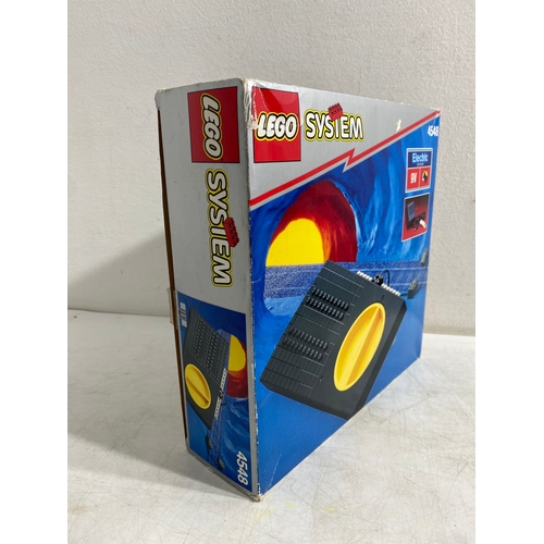 217 - Lego System 4548 Lego Basic sets 520, 530, 310, Lego Accessory packs 814 & 993