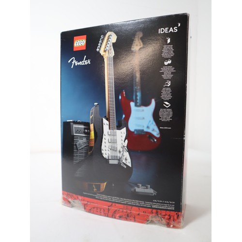 Lego Ideas 037 - 21329 Fender Stratocaster - Boxed with instructions