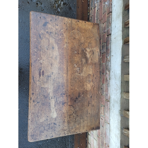 565 - Antique 19th Century Oak knee hole desk