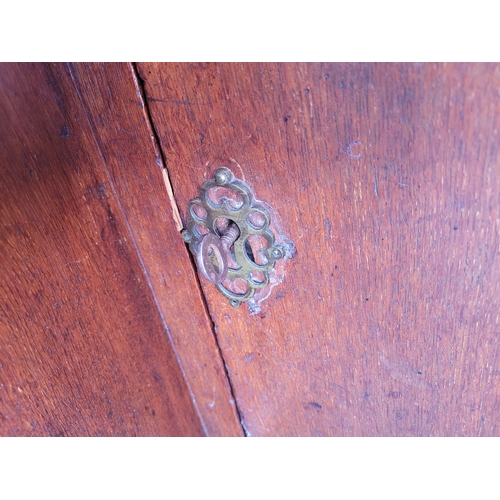 565 - Antique 19th Century Oak knee hole desk