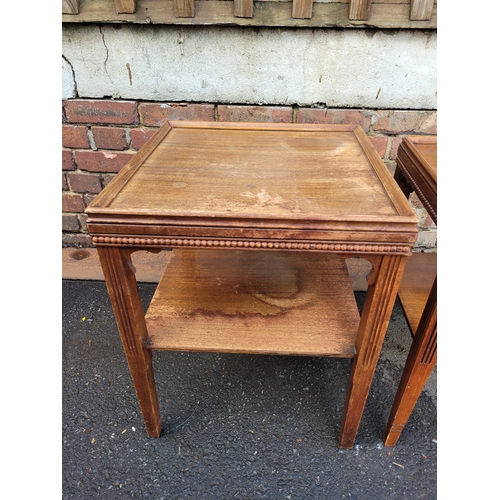 612 - Vintage pair of side tables