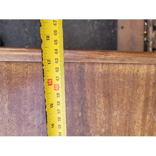 612 - Vintage pair of side tables