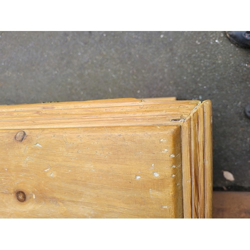 617 - Vintage pine chest of draw 2 over 2
