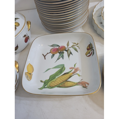 230 - Royal Worcester Porcelain Evesham dinner service set includes plates, tureen's, serving dishes, cake... 