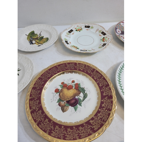 240 - Collection of collectables including Wedgewood, Alfred meakin, the botanic garden and more