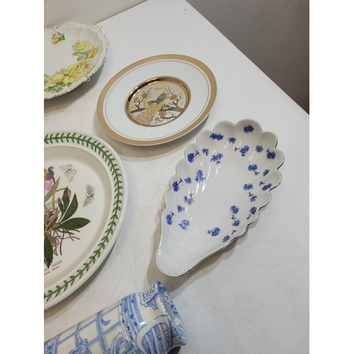 240 - Collection of collectables including Wedgewood, Alfred meakin, the botanic garden and more