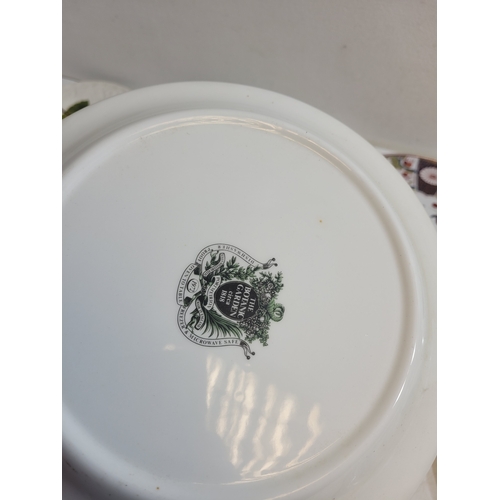 240 - Collection of collectables including Wedgewood, Alfred meakin, the botanic garden and more