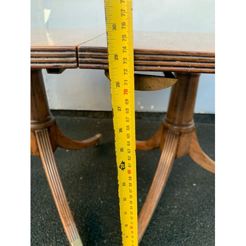 629 - Very good quality Georgian style extendable mahogany dining table and twelve Georgian Hepplewhite st... 