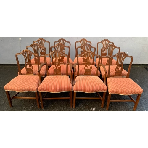 629 - Very good quality Georgian style extendable mahogany dining table and twelve Georgian Hepplewhite st... 