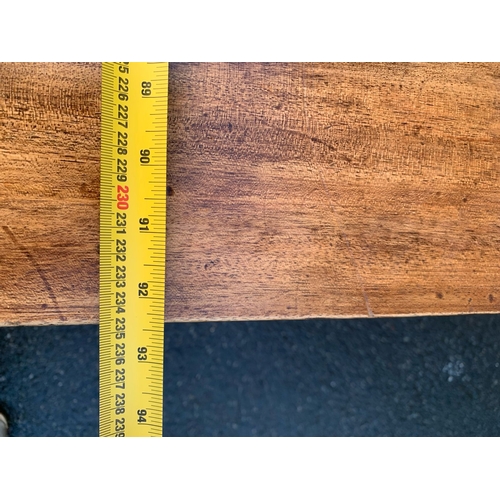 629 - Very good quality Georgian style extendable mahogany dining table and twelve Georgian Hepplewhite st... 