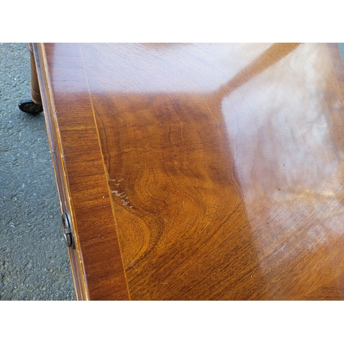 390 - Vintage Yew serving tray wheeled trolly made by E G Hudson.