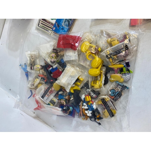 284 - Large collection of cereal and McDonalds vintage toys