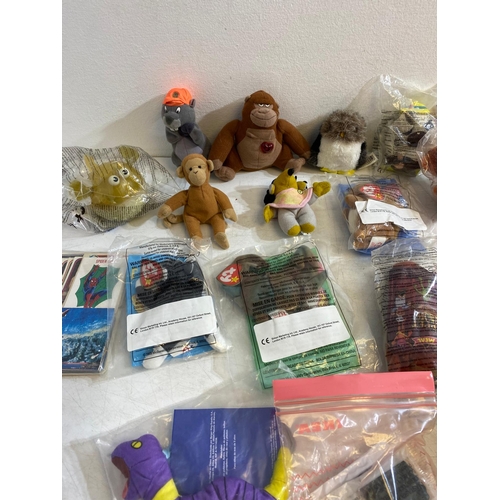 284 - Large collection of cereal and McDonalds vintage toys