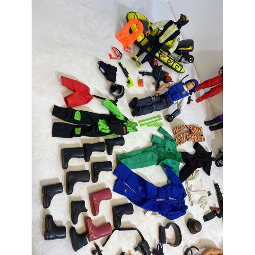288 - Collection of action man figures and accessories Including G.I joe, Ninja Warrior, Street Combat, Dr... 