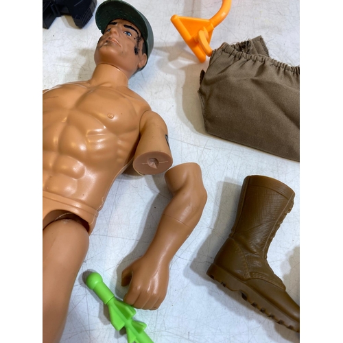 288 - Collection of action man figures and accessories Including G.I joe, Ninja Warrior, Street Combat, Dr... 