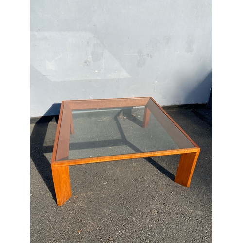 683 - Large glass top Coffee table