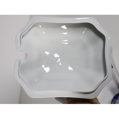 93 - Large Spode Tureen with tray and ladle, Italian Spode Design c1816 Blue & White late 20th century (t... 