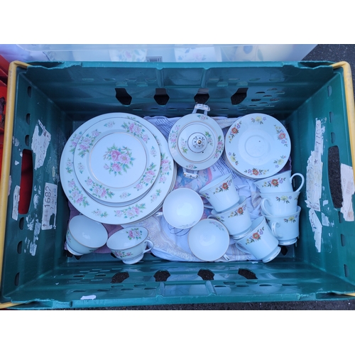 479 - Collection of China and porcelain including Wedgewood, royal Doulton, villeroy & boch Sango China an... 