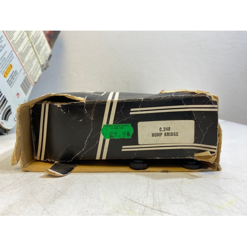 329 - Vintage Scalextric C.580 Mighty Metro racing set and C.248 Hump bridge