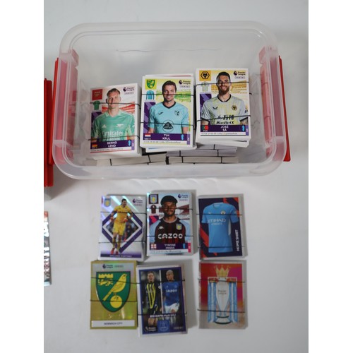 153 - Panini Road to World Cup Qatar 2022 football cards includes limited editions total 557 cards + Panin... 