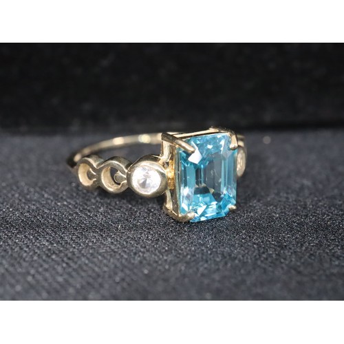 28 - 2.62ct Ratanakiri Blue & White Zircon 9K Gold Ring Size N to O, 1.49ct Ratanakiri Blue & White Zirco... 