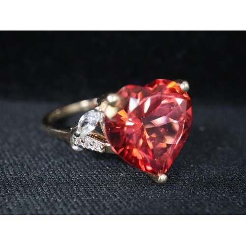 40 - Minas Gerais Kunzite & White Zircon 9K Gold Ring 2.65cts Size N to O, Cruzeiro Topaz & White Zircon ... 