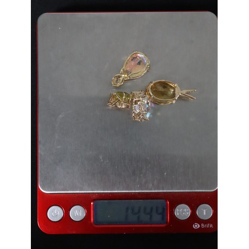 56 - 3.80ct Green Gold Quartz 9K Gold Wobito Snowflake Pendant, 11.24ct Diamantina Citrine 9K Gold Pendan... 