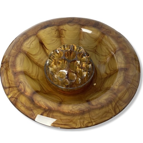 49 - Large Art Deco Davidson amber glass centrepiece flower bowl. With original stand and frog.
14 x 34cm