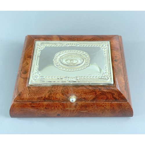 30 - Burr Walnut effect Sterling Silver mounted trinket box. 
13 x 11cm