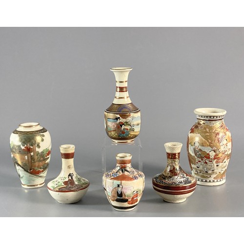 221 - Collection of Six Japanese Satsuma miniature vases. Hand painted. Late Meiji / Taisho period.
Talles... 