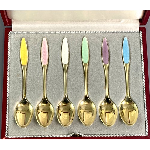 31 - Set of six cased Art Deco Frigast (Denmark) Silver Guilloche spoons.