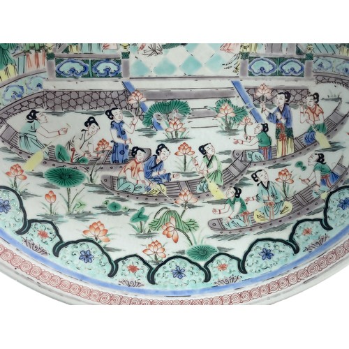 182 - Large Chinese Famille Verte porcelain dish. Elaborately hand-painted in a Famille Verte palette, pos... 