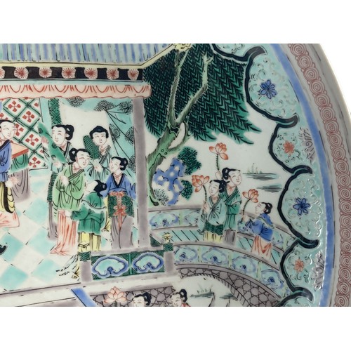 182 - Large Chinese Famille Verte porcelain dish. Elaborately hand-painted in a Famille Verte palette, pos... 