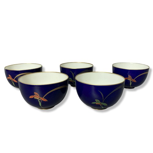 256 - A collection of Japanese porcelain, including Imari ware & Fukagawa tea bowls.