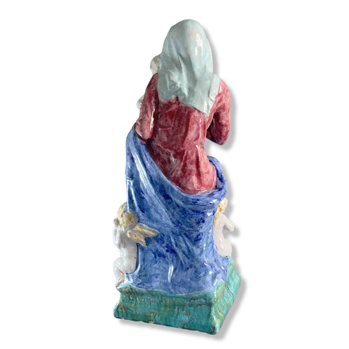 153 - Large Georg Kemper (1880-1948) Majolica figure of madonna & Child. Early 20th Century. 
Signed.
55cm... 