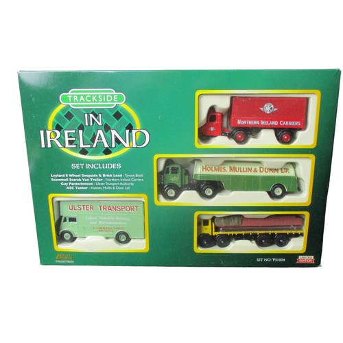 27 - A collection of 6 Diecast model buses. Including EFE & Lledo trackside, Corgi collector club.