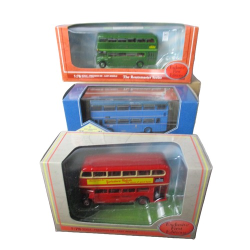 31 - A collection of 6 boxed Diecast model buses.