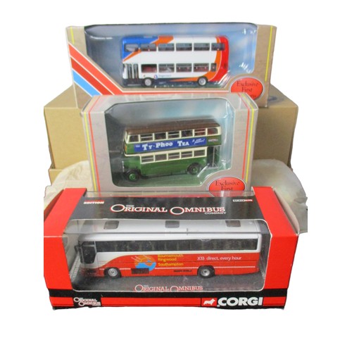 31 - A collection of 6 boxed Diecast model buses.