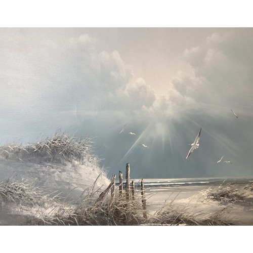 322 - An Oil on canvas seascape painting.
59.5 x 70cm (incl frame)