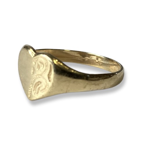 48 - A yellow metal Childs Christening Signet ring.
Size F 1/2
Weight - 0.87g