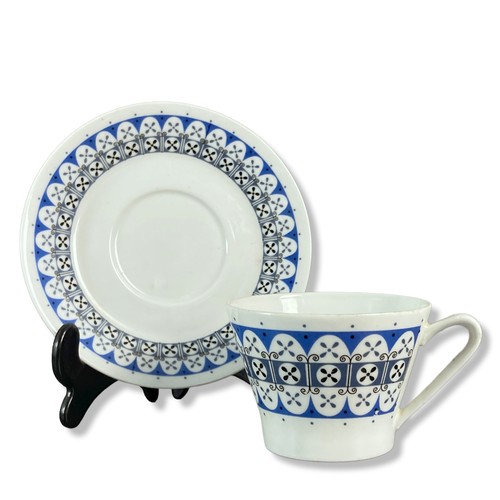 144 - Set of Five Upsalla Ekeby (Sweden) cups & saucers with J&G Meakin tea set.