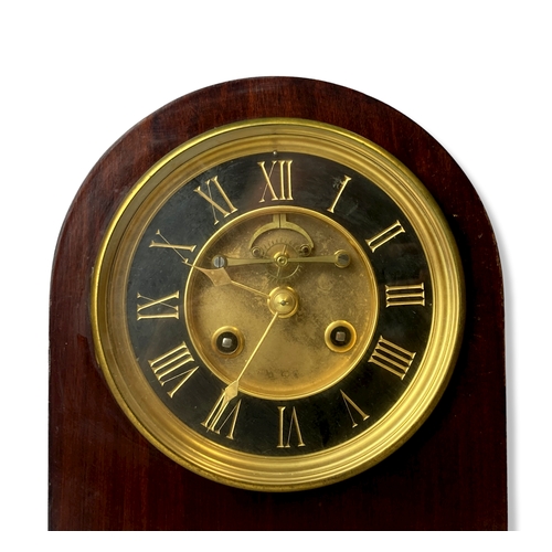 187 - A large Mahogany cased Richard Et Cie Mantle clock. Gilt & Slate facia with Roman numeral numbers. M... 