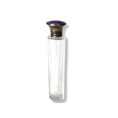 59 - Art Deco Silver & Guilloche scent bottle. Birmingham 1939 hallmarks.
9cm Tall.