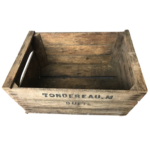 67 - French Vintage wooden crate signed Tondereau - Beuil