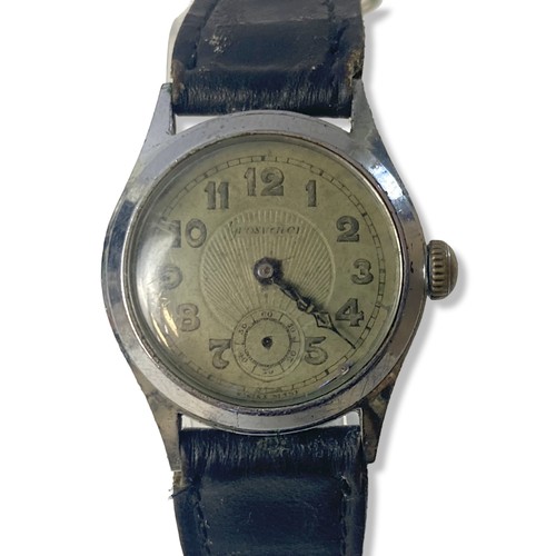 6 - A vintage Grosvenor mens wristwatch.
Needs attention.