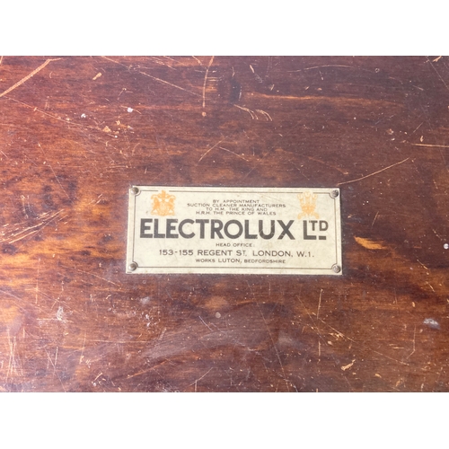 19 - A vintage,1930's Electrolux vacuum cleaner in Original Wooden Shipping Trunk 28